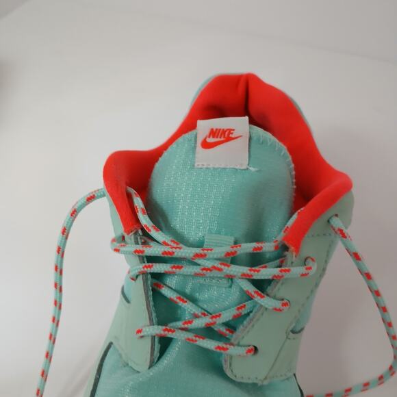 Nike Women's Red Swoosh/ Mesh /Leather/ Running Shoes/Size 7 - Picture 6 of 8